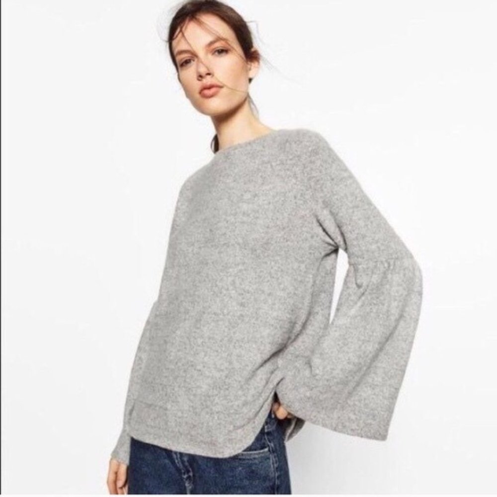 Zara Gray Knit Flute/Bell Sleeve Sweater Sz Small